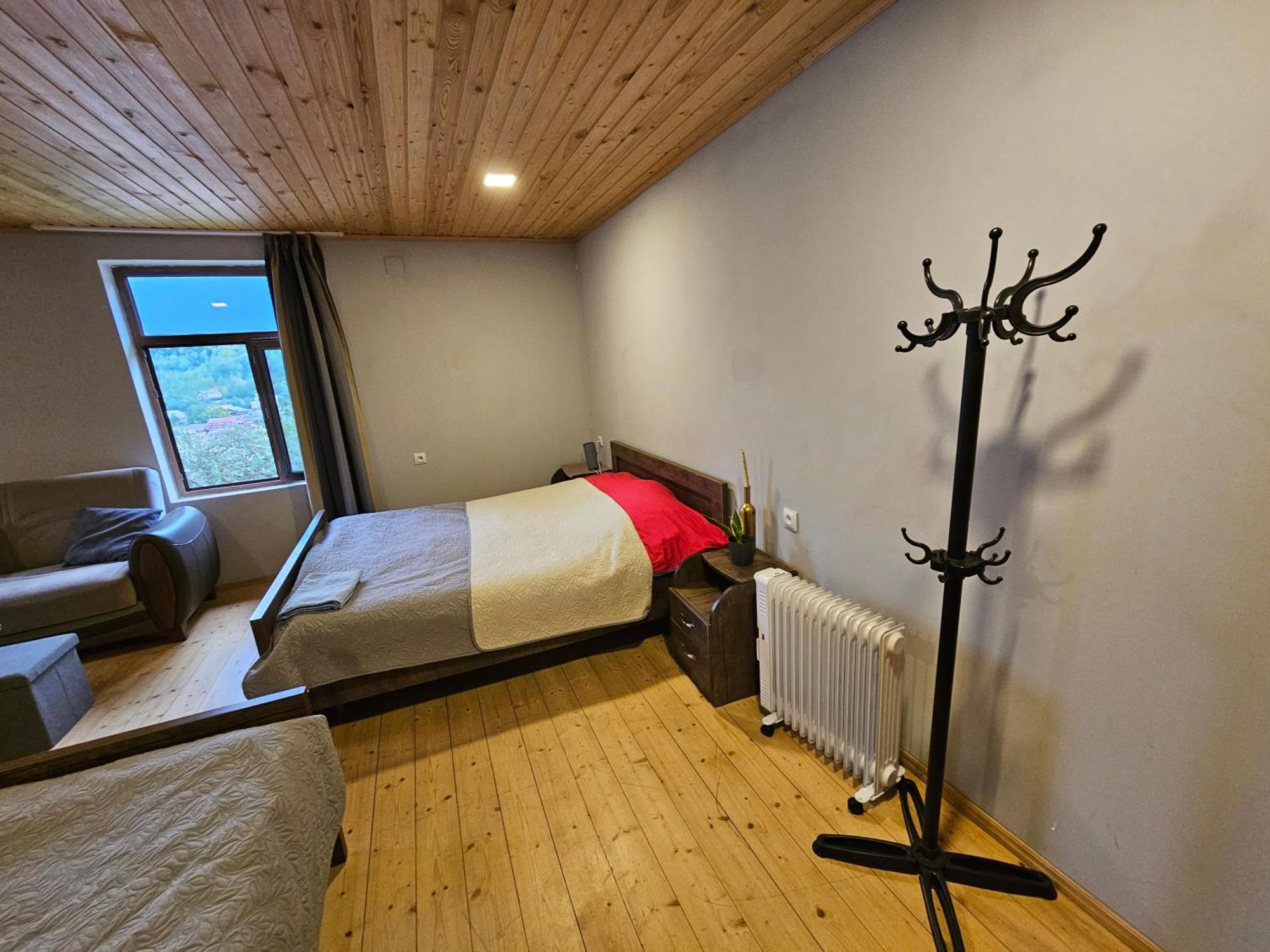Guest House Goshtela ميستيا المظهر الخارجي الصورة
